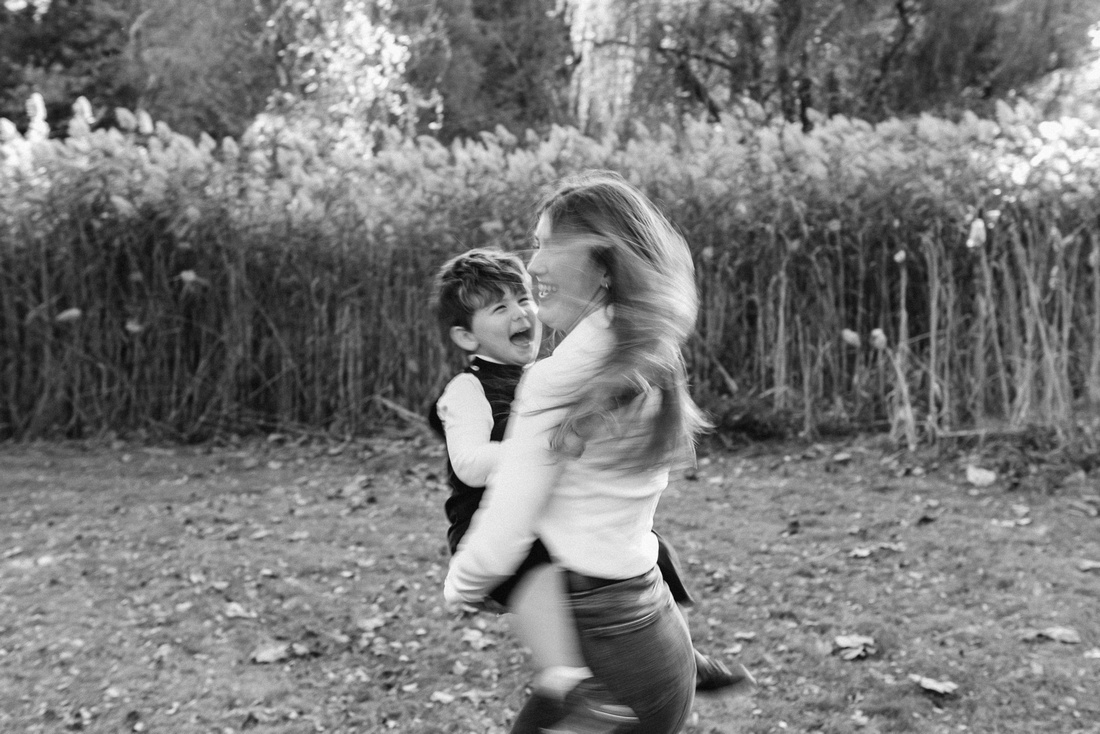 The Willows golden hour family session 2024